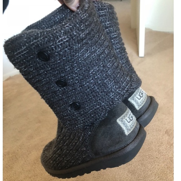 UGG Shoes - Grey/Silver Detailed Knit UGGS